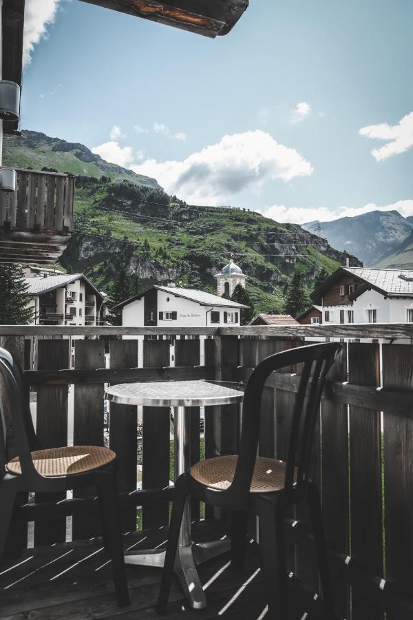Hotel Grischuna Bivio Buitenkant foto