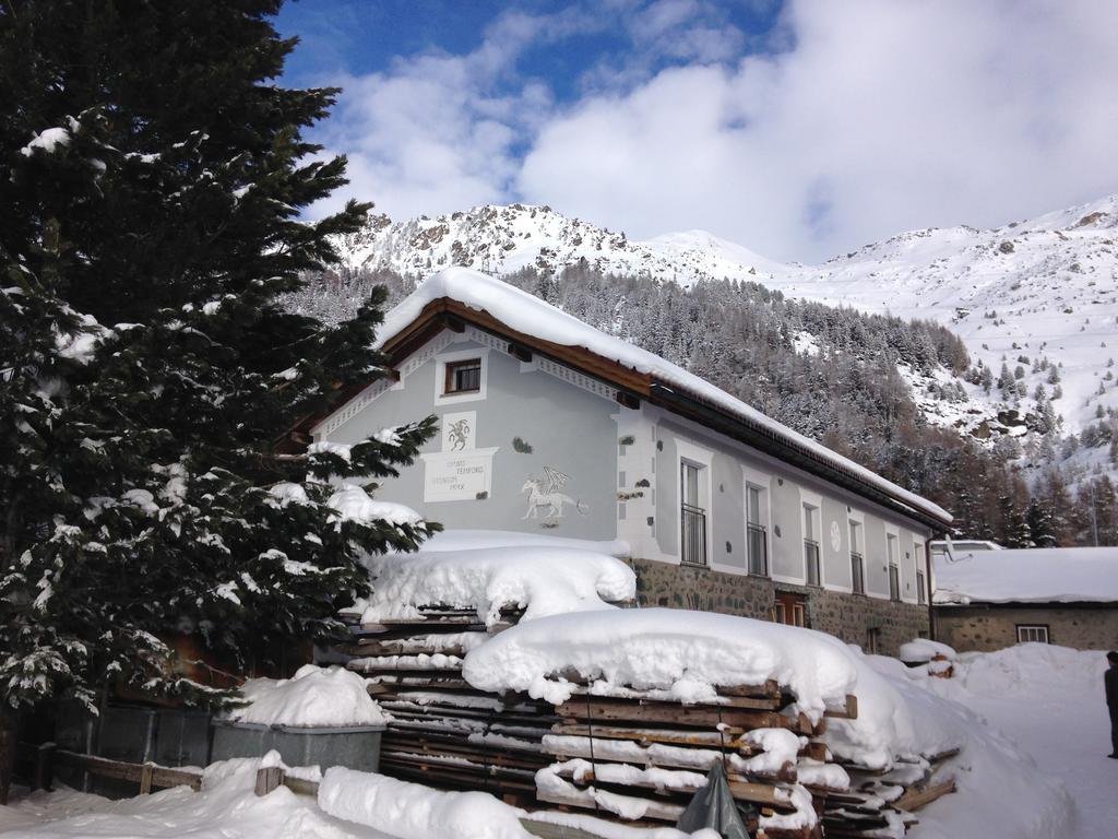 Hotel Grischuna Bivio Buitenkant foto