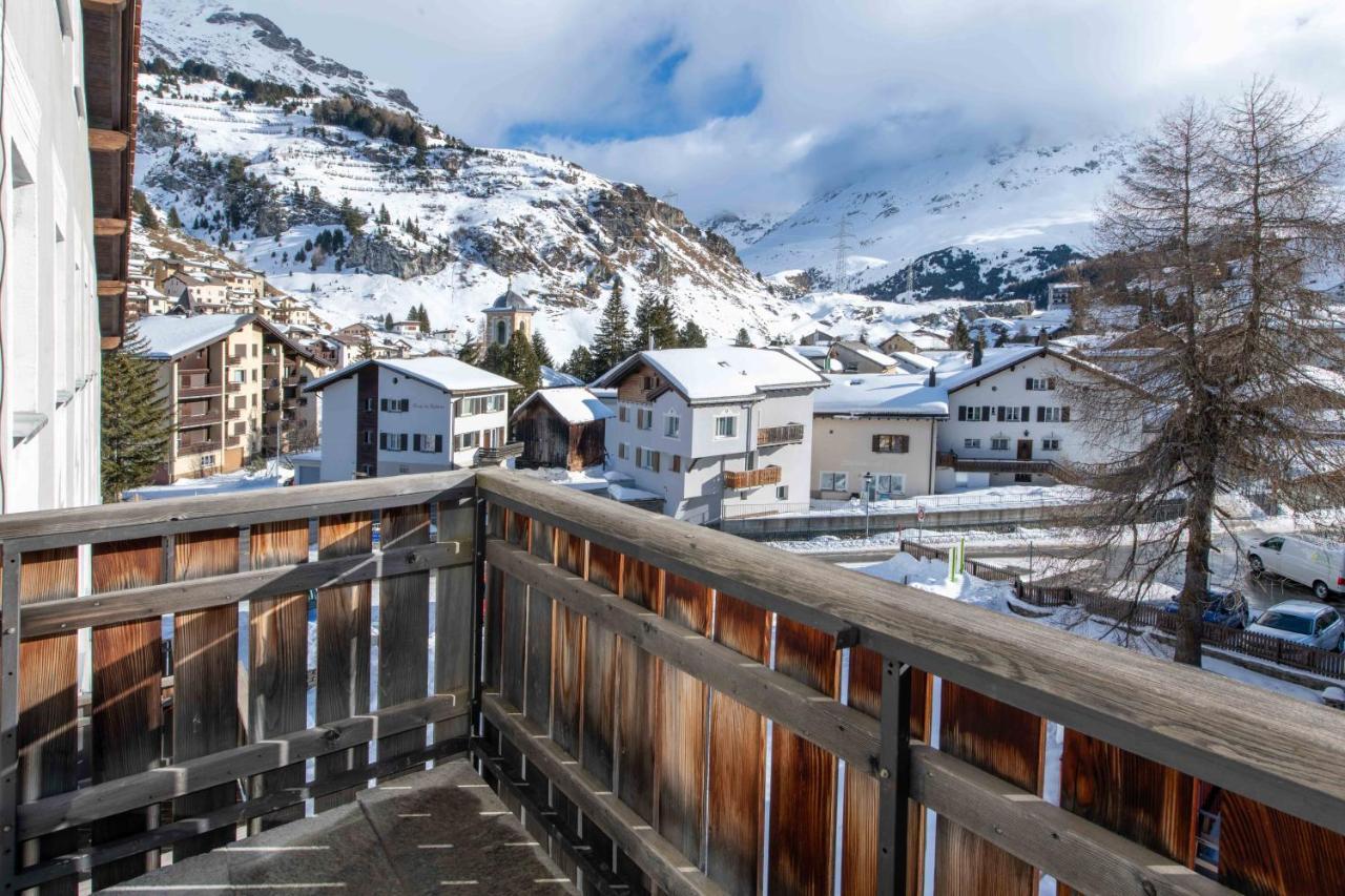 Hotel Grischuna Bivio Buitenkant foto