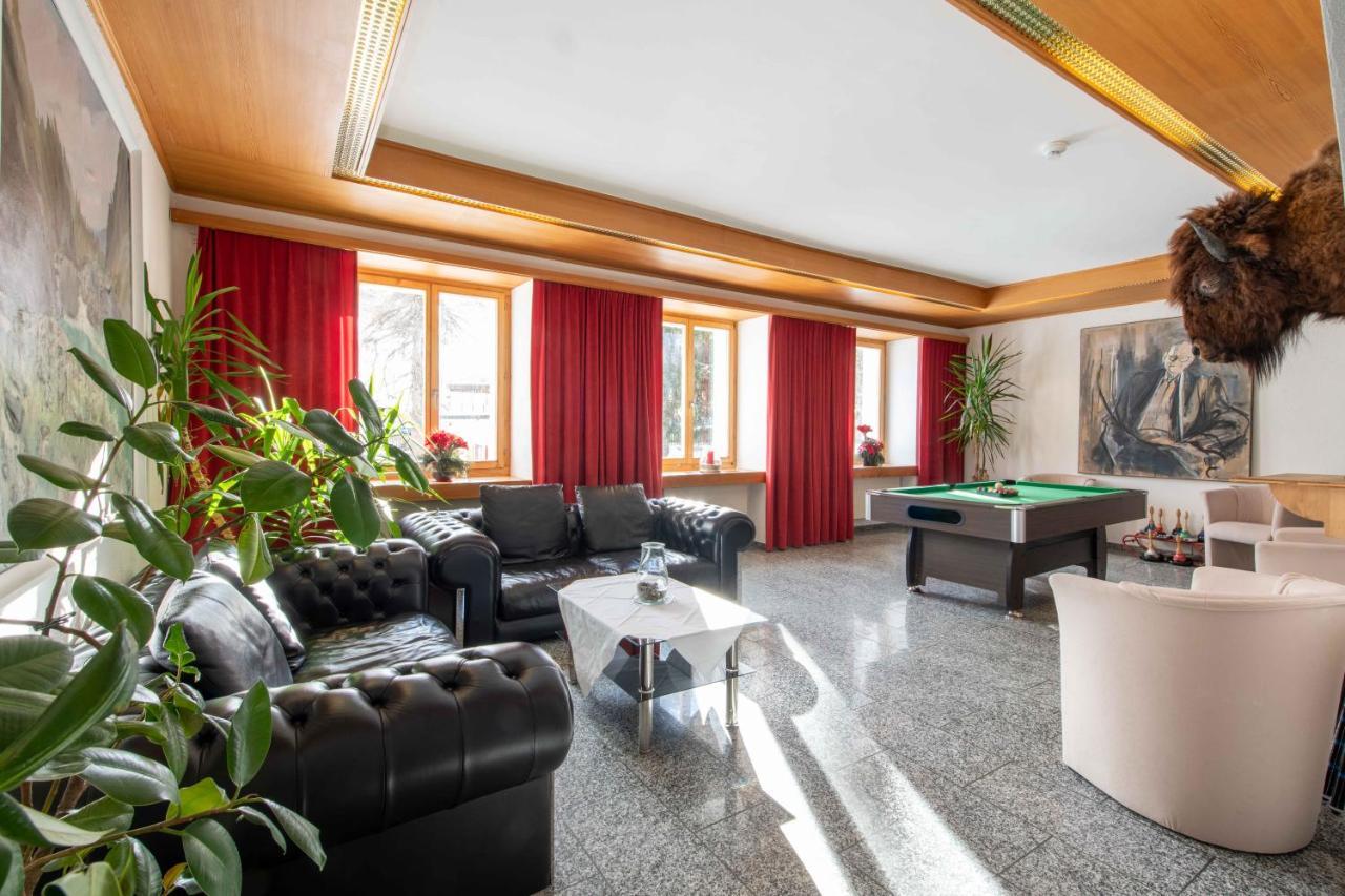 Hotel Grischuna Bivio Buitenkant foto