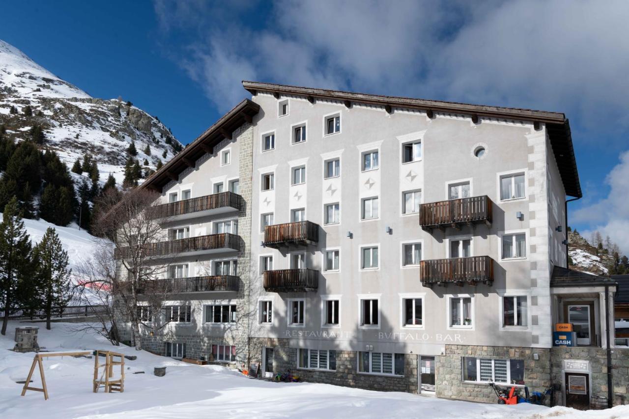 Hotel Grischuna Bivio Buitenkant foto