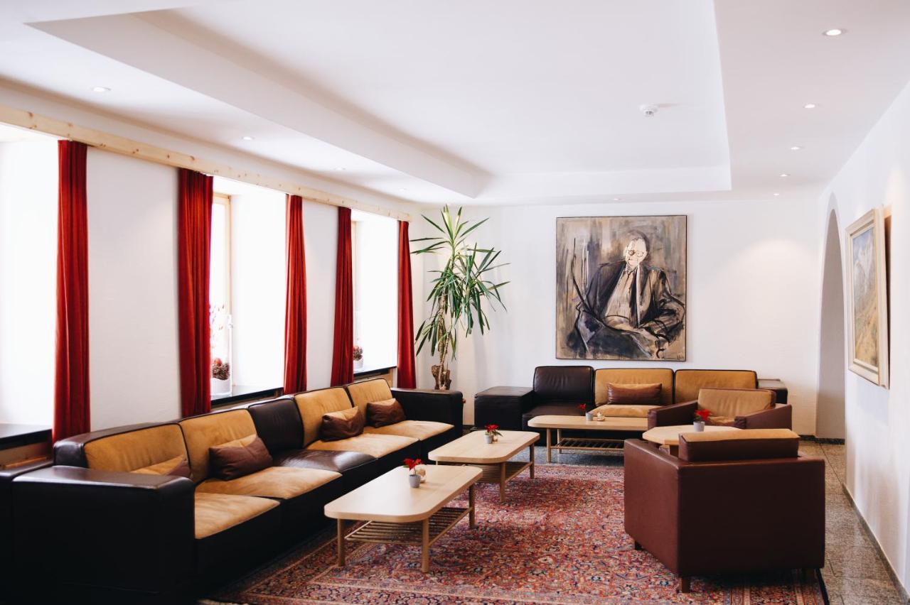 Hotel Grischuna Bivio Buitenkant foto